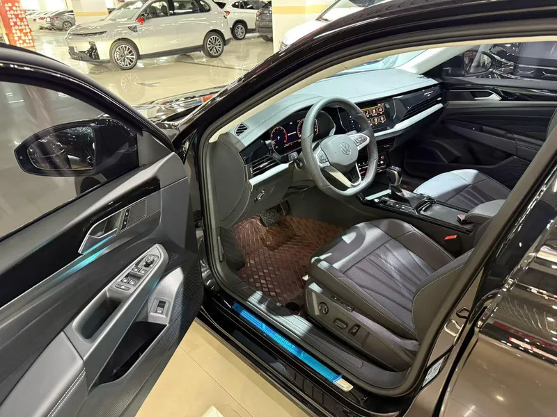Volkswagen Passat 2025 outstanding 330TSI Star Elite Edition exterior photo 4 Volkswagen Passat 2025 outstanding 330TSI Star Elite Edition exterior photo 4