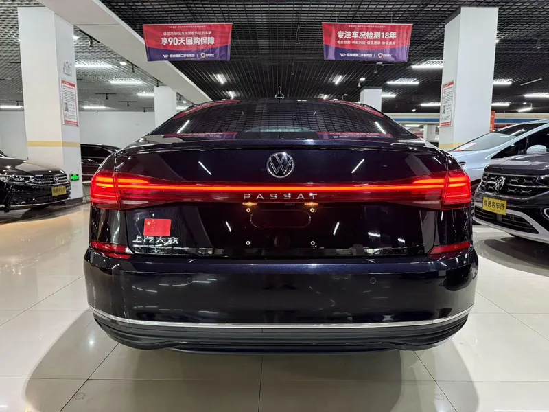 Volkswagen Passat 2025 outstanding 330TSI Star Elite Edition interior photo 8 Volkswagen Passat 2025 outstanding 330TSI Star Elite Edition interior photo 8