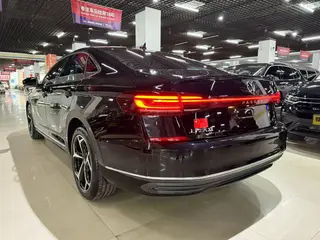 Volkswagen Passat 2025 outstanding 330TSI Star Elite Edition interior photo 9 Volkswagen Passat 2025 outstanding 330TSI Star Elite Edition interior photo 9