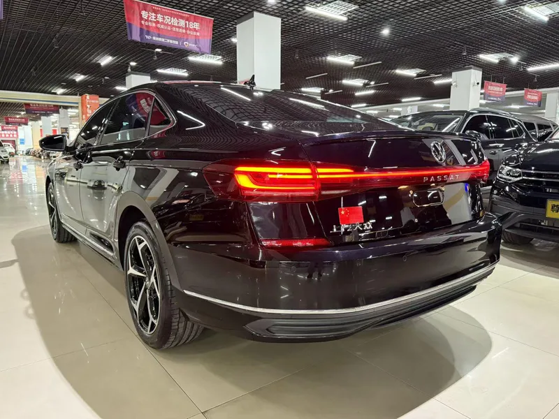 Volkswagen Passat 2025 outstanding 330TSI Star Elite Edition interior photo 9 Volkswagen Passat 2025 outstanding 330TSI Star Elite Edition interior photo 9