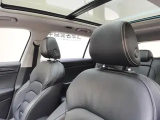 Skoda Kodiaq 2018 Restyling TSI330 7 Seat Two-Drive Luxury Premium Edition interior photo 12 Skoda Kodiaq 2018 Restyling TSI330 7 Seat Two-Drive Luxury Premium Edition interior photo 12