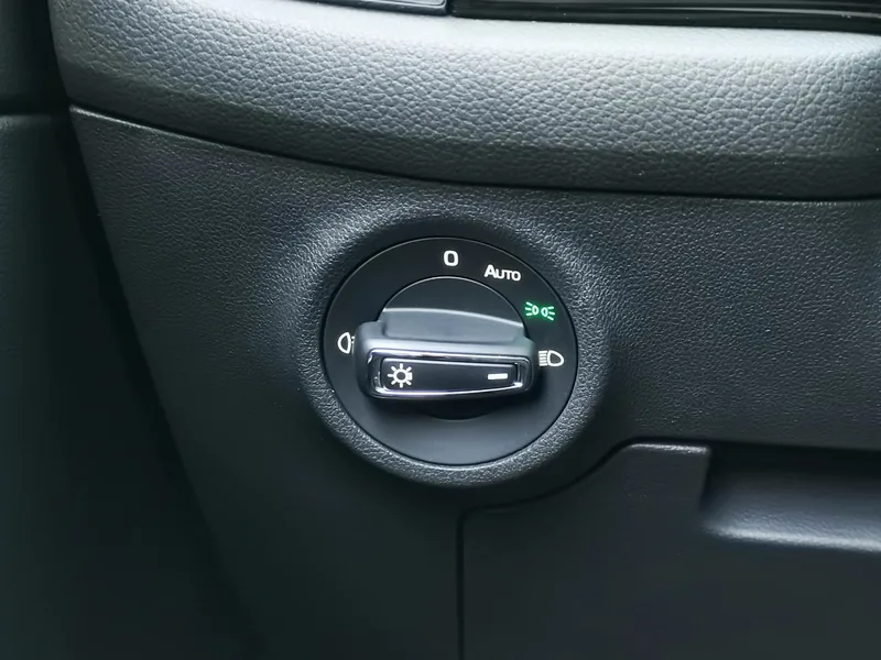 Skoda Kodiaq 2018 Restyling TSI330 7 Seat Two-Drive Luxury Premium Edition interior photo 15 Skoda Kodiaq 2018 Restyling TSI330 7 Seat Two-Drive Luxury Premium Edition interior photo 15