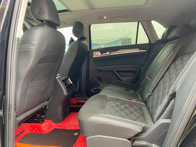 Volkswagen Teramont 2019 Teramont X 380TSI Four-wheel drive exalted deluxe edition interior photo 10 Volkswagen Teramont 2019 Teramont X 380TSI Four-wheel drive exalted deluxe edition interior photo 10