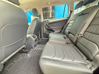 Volkswagen Tiguan L 2018 380TSI Automatic four-wheel drive deluxe edition exterior photo 6 Volkswagen Tiguan L 2018 380TSI Automatic four-wheel drive deluxe edition exterior photo 6