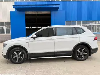 Volkswagen Tiguan L 2018 380TSI Automatic four-wheel drive deluxe edition interior photo 7 Volkswagen Tiguan L 2018 380TSI Automatic four-wheel drive deluxe edition interior photo 7