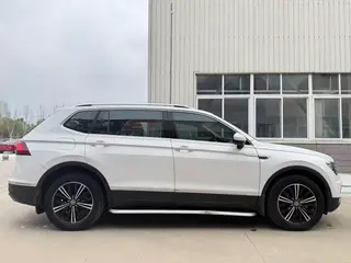 Volkswagen Tiguan L 2018 380TSI Automatic four-wheel drive deluxe edition interior photo 8 Volkswagen Tiguan L 2018 380TSI Automatic four-wheel drive deluxe edition interior photo 8