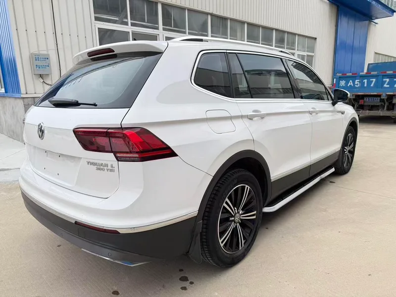 Volkswagen Tiguan L 2018 380TSI Automatic four-wheel drive deluxe edition interior photo 9 Volkswagen Tiguan L 2018 380TSI Automatic four-wheel drive deluxe edition interior photo 9