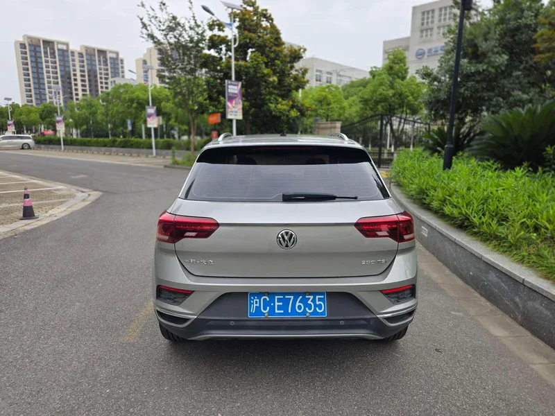 Volkswagen T-Cross 2020 280TSI DSG Modèle de luxe à deux roues motrices extérieur photo 5 Volkswagen T-Cross 2020 280TSI DSG Modèle de luxe à deux roues motrices extérieur photo 5