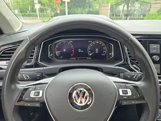 Volkswagen T-Cross 2020 280TSI DSG Modèle de luxe à deux roues motrices intérieur photo 13 Volkswagen T-Cross 2020 280TSI DSG Modèle de luxe à deux roues motrices intérieur photo 13