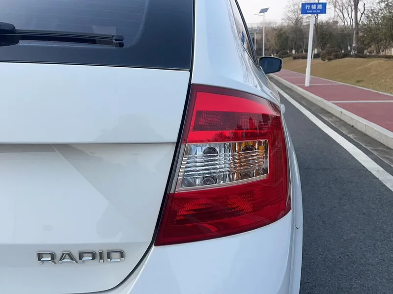 Skoda Rapid Spaceback 2019 Restyling 1.5L Automatic Comfort Version China V exterior photo 7
