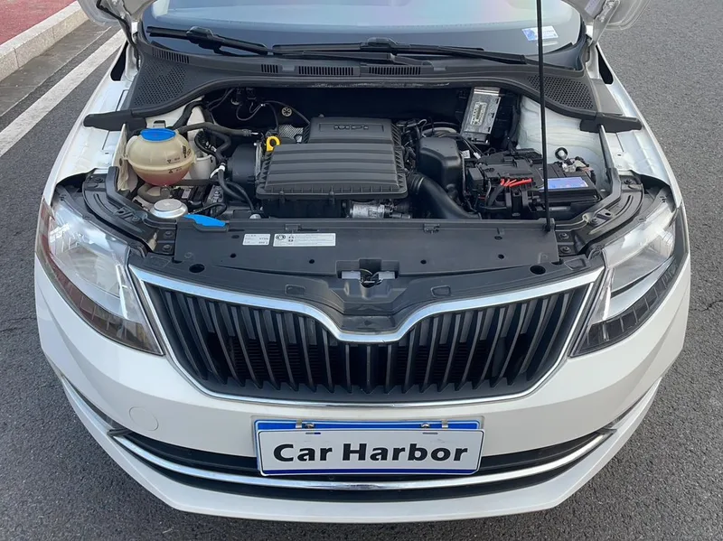 Skoda Rapid Spaceback 2019 Restyling 1.5L Automatic Comfort Version China V interior photo 15