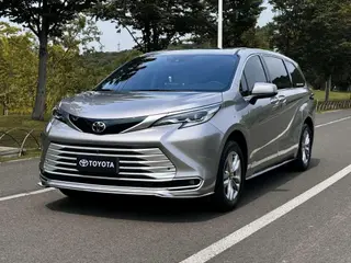 Toyota Sienna 2024 Doble motor 2.5L 4WD Premium Edition