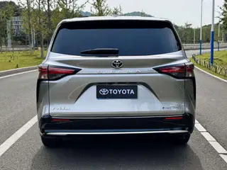 Toyota Sienna 2024 Double moteur 2.5L Version distinguée à quatre roues motrices extérieur photo 4 Toyota Sienna 2024 Double moteur 2.5L Version distinguée à quatre roues motrices extérieur photo 4