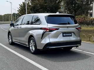 Toyota Sienna 2024 Double moteur 2.5L Version distinguée à quatre roues motrices extérieur photo 5 Toyota Sienna 2024 Double moteur 2.5L Version distinguée à quatre roues motrices extérieur photo 5