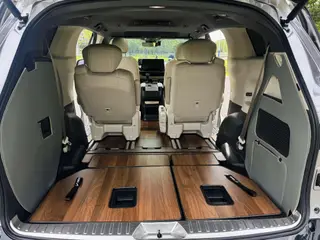 Toyota Sienna 2024 Double moteur 2.5L Version distinguée à quatre roues motrices intérieur photo 14 Toyota Sienna 2024 Double moteur 2.5L Version distinguée à quatre roues motrices intérieur photo 14