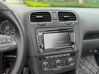 Volkswagen Golf 2012 1.4TSI Deluxe Convertible Edition interior photo 11 Volkswagen Golf 2012 1.4TSI Deluxe Convertible Edition interior photo 11