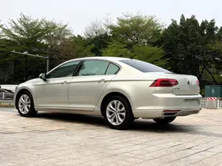 Volkswagen Magotan 2019 330TSI DSG Luxury type China V exterior photo 4 Volkswagen Magotan 2019 330TSI DSG Luxury type China V exterior photo 4