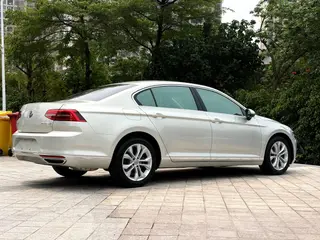 Volkswagen Magotan 2019 330TSI DSG Luxury type China V exterior photo 5 Volkswagen Magotan 2019 330TSI DSG Luxury type China V exterior photo 5