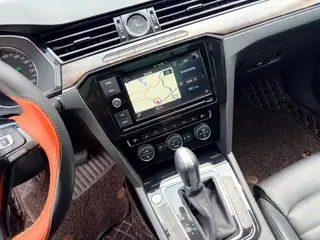 Volkswagen Magotan 2019 330TSI DSG Luxury type China V interior photo 8 Volkswagen Magotan 2019 330TSI DSG Luxury type China V interior photo 8