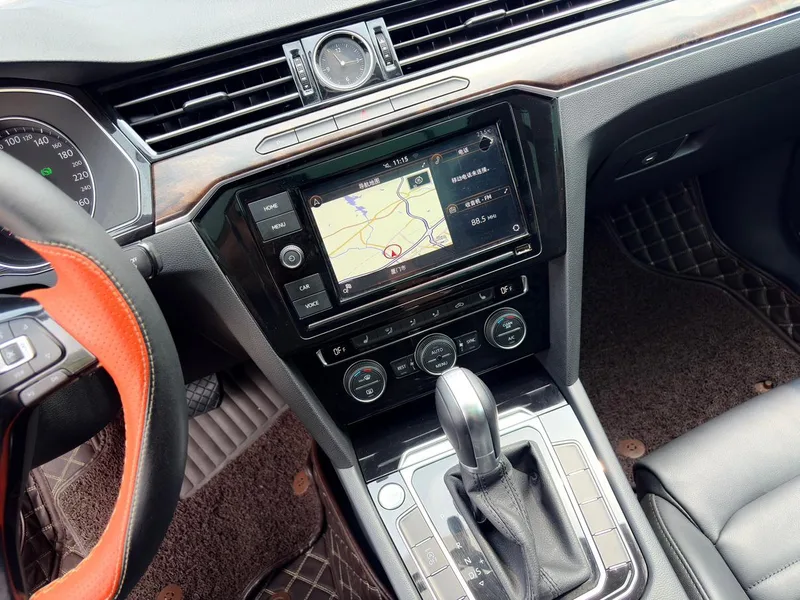Volkswagen Magotan 2019 330TSI DSG Luxury type China V interior photo 8 Volkswagen Magotan 2019 330TSI DSG Luxury type China V interior photo 8