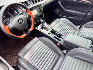 Volkswagen Magotan 2019 330TSI DSG Luxury type China V interior photo 9 Volkswagen Magotan 2019 330TSI DSG Luxury type China V interior photo 9