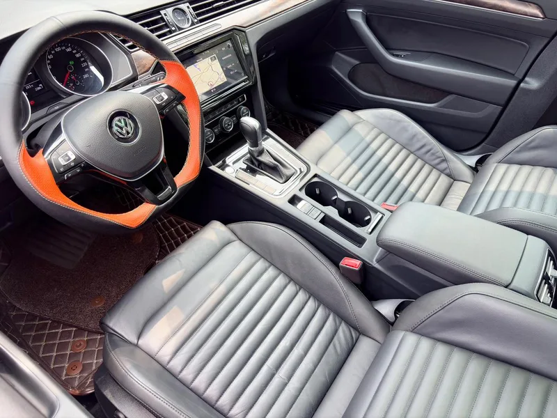 Volkswagen Magotan 2019 330TSI DSG Luxury type China V interior photo 9 Volkswagen Magotan 2019 330TSI DSG Luxury type China V interior photo 9