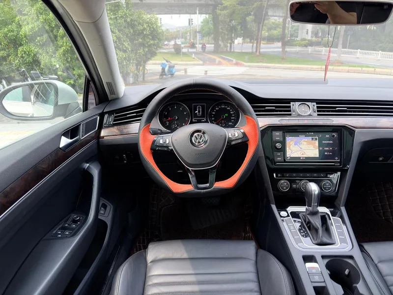 Volkswagen Magotan 2019 330TSI DSG Luxury type China V interior photo 13 Volkswagen Magotan 2019 330TSI DSG Luxury type China V interior photo 13