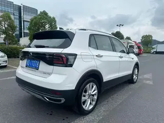Volkswagen T-Cross 2020 280TSI DSG Comfort Edition interior photo 9 Volkswagen T-Cross 2020 280TSI DSG Comfort Edition interior photo 9