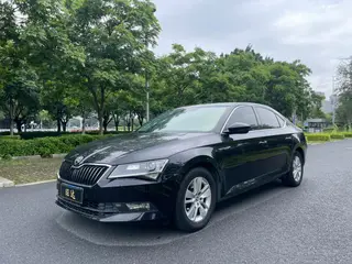 Skoda Superb 2016 TSI330 DSG Line Creation Edition exterior photo 1 Skoda Superb 2016 TSI330 DSG Line Creation Edition exterior photo 1