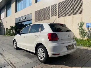 Volkswagen Polo 2018 1.5L Tipo de conducción automática interior foto 9 Volkswagen Polo 2018 1.5L Tipo de conducción automática interior foto 9