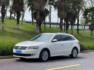 Volkswagen Gran Lavida 2013 1.6L Автоматический комфортный вариант