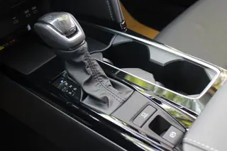 Toyota Camry 2024 Dual Power 2.0HG Premium Edition interior photo 10 Toyota Camry 2024 Dual Power 2.0HG Premium Edition interior photo 10