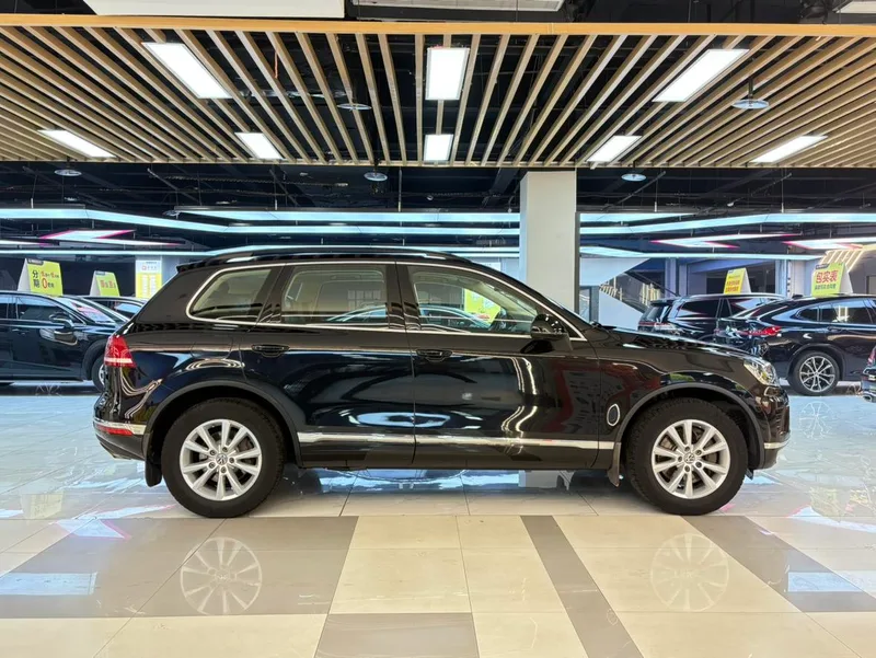 Volkswagen Touareg 2017 3.0TSI Tuoye type exterior photo 7 Volkswagen Touareg 2017 3.0TSI Tuoye type exterior photo 7