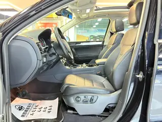Volkswagen Touareg 2017 3.0TSI Tuoye type exterior photo 10 Volkswagen Touareg 2017 3.0TSI Tuoye type exterior photo 10