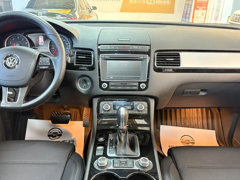 Volkswagen Touareg 2017 3.0TSI Tuoye type interior photo 15 Volkswagen Touareg 2017 3.0TSI Tuoye type interior photo 15