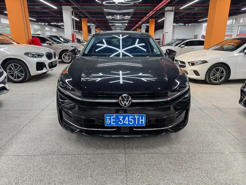 Volkswagen Magotan 2024 380TSI Premium Edition Big Mai Bag exterior photo 2 Volkswagen Magotan 2024 380TSI Premium Edition Big Mai Bag exterior photo 2