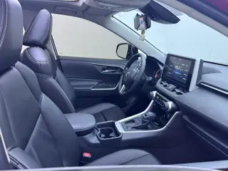 Toyota RAV4 2020 2.0L CVT Versión de moda con tracción en dos ruedas interior foto 9 Toyota RAV4 2020 2.0L CVT Versión de moda con tracción en dos ruedas interior foto 9
