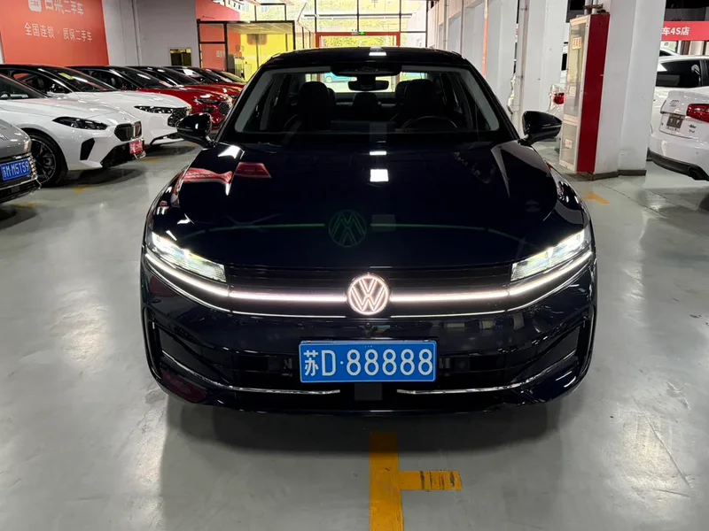 Volkswagen Magotan 2024 380TSI Ultimate Edition interior photo 13 Volkswagen Magotan 2024 380TSI Ultimate Edition interior photo 13