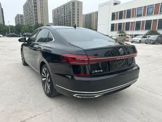 Volkswagen Passat 2022 330TSI Elite Edition interior photo 8 Volkswagen Passat 2022 330TSI Elite Edition interior photo 8