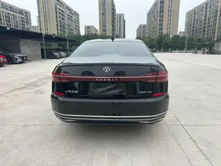 Volkswagen Passat 2022 330TSI Elite Edition interior photo 9 Volkswagen Passat 2022 330TSI Elite Edition interior photo 9