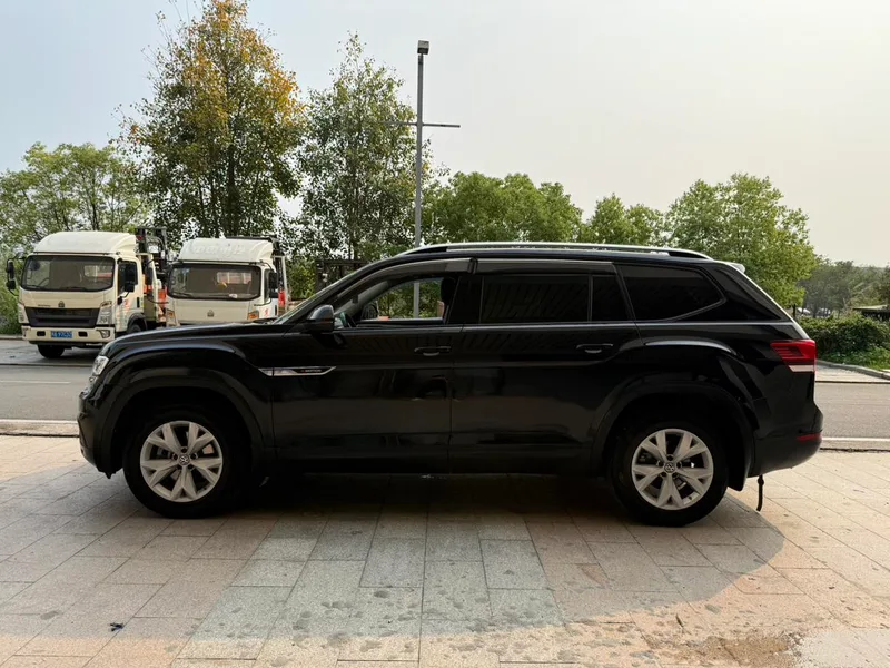 Volkswagen Teramont 2020 Restyling 380TSI Four-wheel drive comfort version exterior photo 4 Volkswagen Teramont 2020 Restyling 380TSI Four-wheel drive comfort version exterior photo 4
