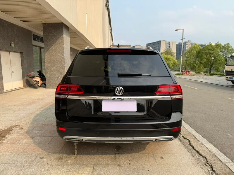 Volkswagen Teramont 2020 Restyling 380TSI Four-wheel drive comfort version exterior photo 7 Volkswagen Teramont 2020 Restyling 380TSI Four-wheel drive comfort version exterior photo 7