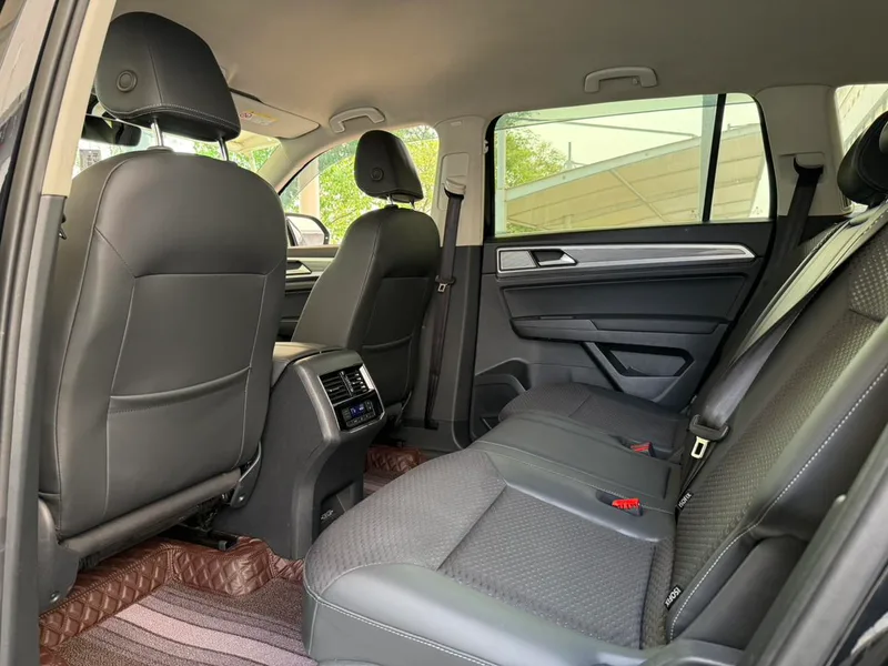 Volkswagen Teramont 2020 Restyling 380TSI Four-wheel drive comfort version interior photo 10 Volkswagen Teramont 2020 Restyling 380TSI Four-wheel drive comfort version interior photo 10