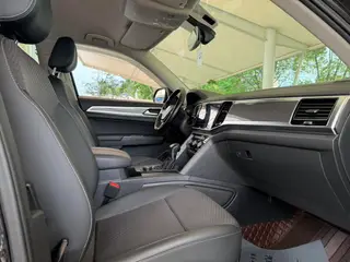 Volkswagen Teramont 2020 Restyling 380TSI Four-wheel drive comfort version interior photo 12 Volkswagen Teramont 2020 Restyling 380TSI Four-wheel drive comfort version interior photo 12