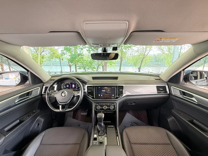 Volkswagen Teramont 2020 Restyling 380TSI Four-wheel drive comfort version interior photo 14 Volkswagen Teramont 2020 Restyling 380TSI Four-wheel drive comfort version interior photo 14