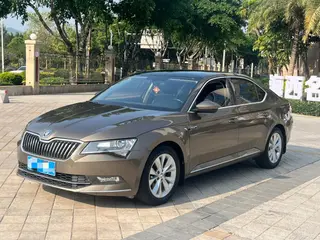 Skoda Superb 2016 TSI280 DSG Line Creation Edition exterior photo 1 Skoda Superb 2016 TSI280 DSG Line Creation Edition exterior photo 1