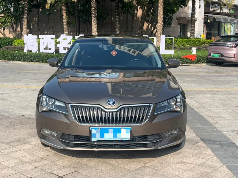 Skoda Superb 2016 TSI280 DSG Line Creation Edition exterior photo 2 Skoda Superb 2016 TSI280 DSG Line Creation Edition exterior photo 2