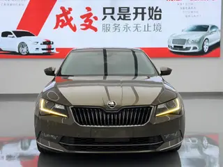 Skoda Superb 2018 TSI330 DSG Luxury Edition China V exterior photo 2 Skoda Superb 2018 TSI330 DSG Luxury Edition China V exterior photo 2