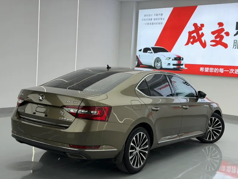 Skoda Superb 2018 TSI330 DSG Luxury Edition China V interior photo 7 Skoda Superb 2018 TSI330 DSG Luxury Edition China V interior photo 7
