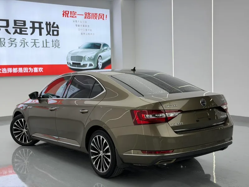 Skoda Superb 2018 TSI330 DSG Luxury Edition China V interior photo 9 Skoda Superb 2018 TSI330 DSG Luxury Edition China V interior photo 9